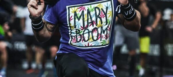 in questa immagine il campione marco cenicola partecipa alla importante competizione di crossfit hyrox turin